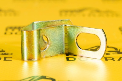 Кронштейн крепления масляной трубки JCB (Original) 320/00853 (3)