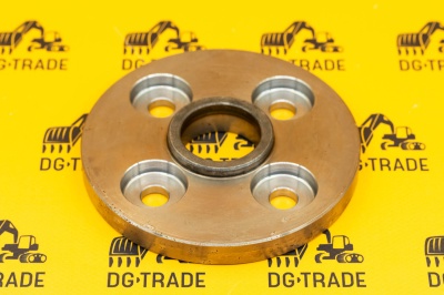 Муфта крепления главой шестерни 453/08203 (2)