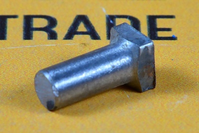 Стопорный палец кулисы КПП JCB (Original) 445/03023 (1)